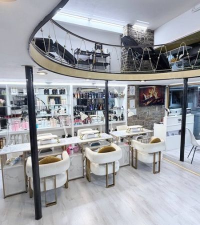 Vue d'ensemble du salon de beauté à Differdange