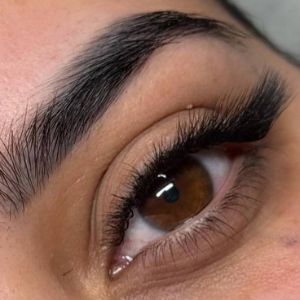 Extension de cils pour un regard sublimé