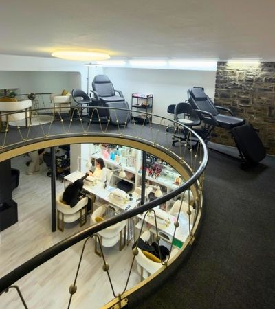 Cabine esthétique à l'étage, TM Studio Beauté